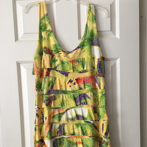 isle apparrel Dresses & Skirts - Flirty Summer dress